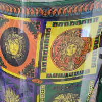 روسری ورساچ و روسری طرح دار