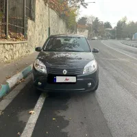 رنو ساندرو اتوماتیک