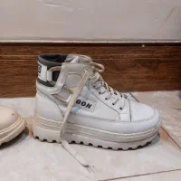 کفش در حد نو فقط یک بار پوشیده شده|کیف، کفش، کمربند|نجف‌آباد, شهید بهشتی|دیوار