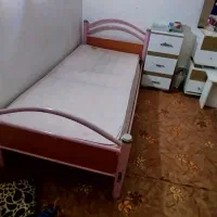 با سلام  تخت خواب یک نفر  بدونه دوشک فروشی|تشک تختخواب|اندیمشک, |دیوار