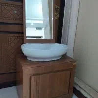 روشویی کابینتی با آینه و شیرروشویی
