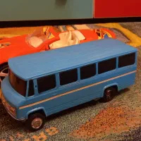 اسباب بازی اتوبوس و ماشین بزرگ