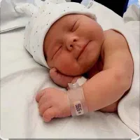 نیازمند پرستار کودک