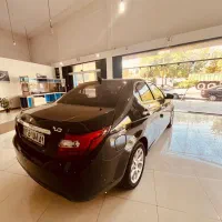 دنا پلاس آپشنال سفید و مشکی اتومات دستی