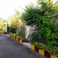 زمین-با-ویلای-قدیمی