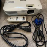 ویدیو پرژکتور Epson x10|تلویزیون و پروژکتور|قم, باجک یک|دیوار