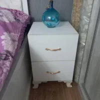 تخت خواب و آیینه