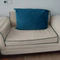 مبل و میز کنار مبل