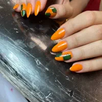 اموزش ناخن و خدمات ناخن