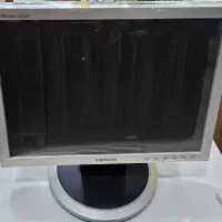 مانیتور ۱۵ اینچ استوک