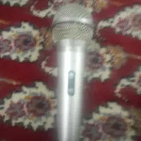 یه میکروفن اهوجا سالم