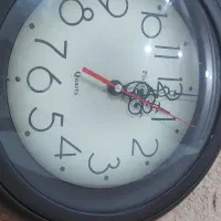 ساعت دیواری