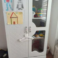 تخت و کمد کودک