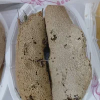 عسل طبیعی روی شاخه