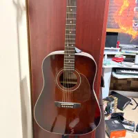 گیتار کورت earth70