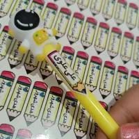 برچسب کتاب دفتر و برنامه کلاسی با عکس دانش اموز|لوازم التحریر|نیشابور, شهید جعفری|دیوار