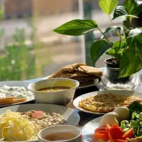 نیازمند پرسنل پرانرژی درکافه صبحانه.