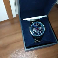 ساعت مچی|ساعت|رباط‌کریم, رباط‌کریم|دیوار