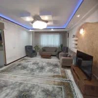 آپارتمان-111-متری-شهرک-وحدت-رو-به-نما