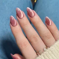 خدمات ناخن  کاشت ۴۰۰ +ژلیش پا رایگان