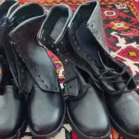 دو جفت پوتین نظامی