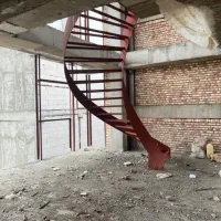 پله گرد فلزی  برای نیم طبقه یا دوبلکس استفاده نشده