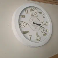 ساعت دیواری