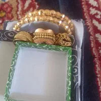 طلا  ۳۰۰ بالای تابلو لنده
