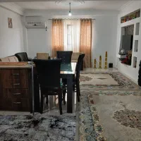 یک واحد آپارتمان ۷۵متری،