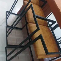 میز چوب روس سبک و سه عدد صندلی اپنی