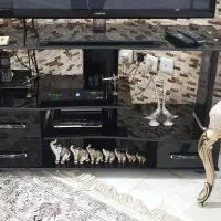 میز tv بسیار تمیز و شیک شیشه ایی
