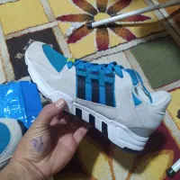 کتانی اکیومنت سایز42