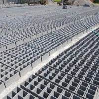 کارگر بلوک زنی