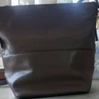 کیف چرم مریم قهوه ای دور نگ قیمت ۸۰۰هزار تومان