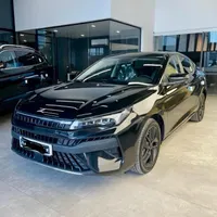 کی‌ام‌سی J7، مدل ۱۴۰۳