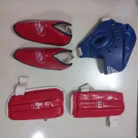 وسایل  و لباس تکواندو