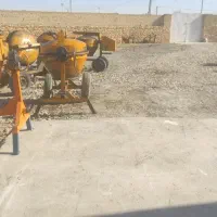 تعداد سی دستگاه بتونیر بتن گیر میکسر تعدادی بالابر