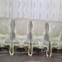 میز غذا خوری با ۴ صندلی