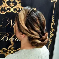 شنیونکار مو|خدمات آرایشگری و زیبایی|کرمانشاه, |دیوار