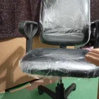 صندلی مدیریت ومیز|صندلی و نیمکت|سبزوار, مدرس|دیوار