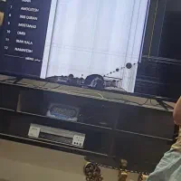 ال ای دی ۶۵اینچ برند اسنوا پنل شکسته