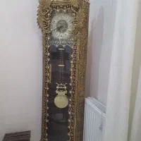 ساعت ایستاده برنزی