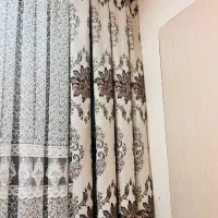 پرده نو به همراه دوتا والان زیبا|پرده، رانر، رومیزی|تهران, آذری|دیوار