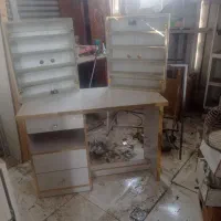 میز ناخن ام دی آف|آرایشگاه و سالنهای زیبایی|ابریشم, |دیوار