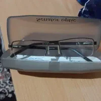 عینک(با قاپ محافظش)