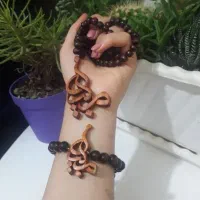 ساخت انواع گردنبند های چوبی با اسم دلخواه