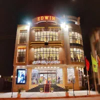 فروشنده آقا و خانم