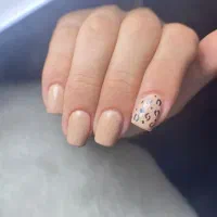 کاشت ناخن|خدمات آرایشگری و زیبایی|مشهد, نوید|دیوار