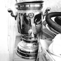 سماور گازی بزرگ و سماور برقی|سماور، چایساز، قهوهساز|سمنان, |دیوار