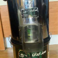 سبزی خردکن سبزیران و تعدادی وسایل منزل